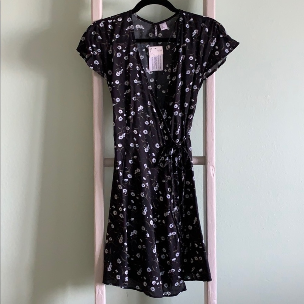 NWT Floral Wrap Dress